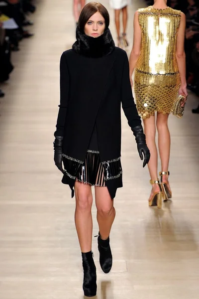 Look 34